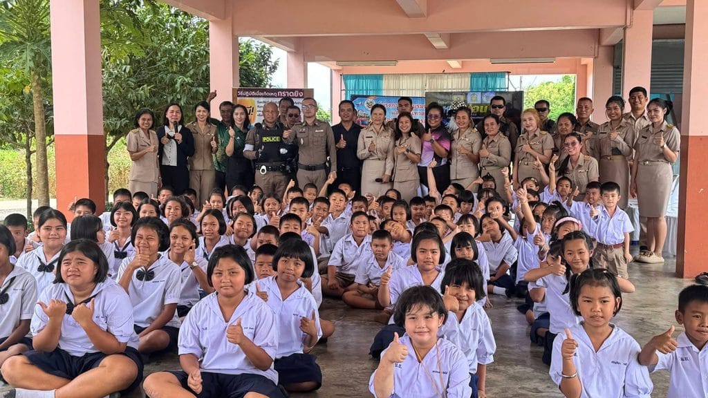 บทเรียน หนีซ่อนสู้ เพชรบุรี